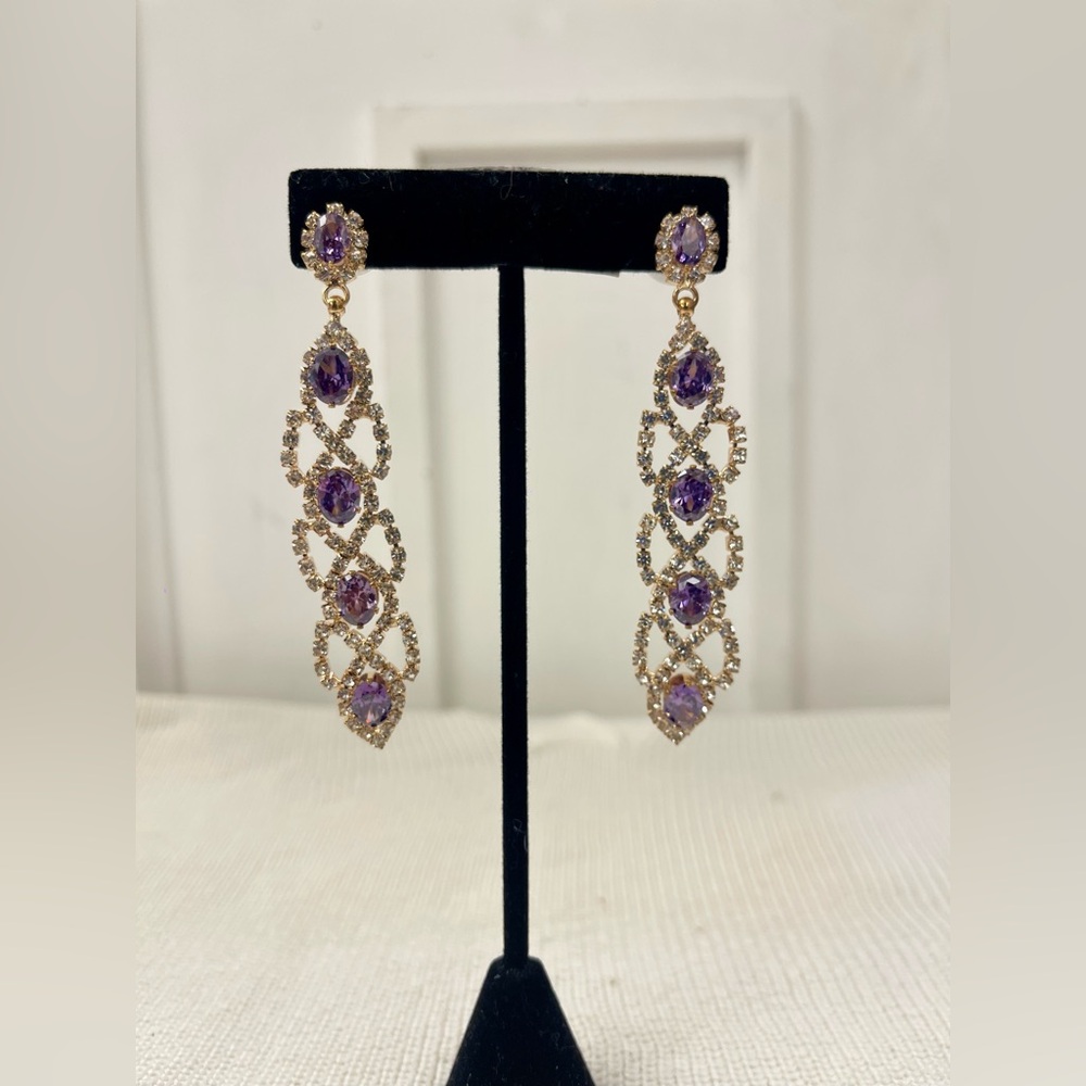 Elegant Lilac and Gold Dangle Earrings
